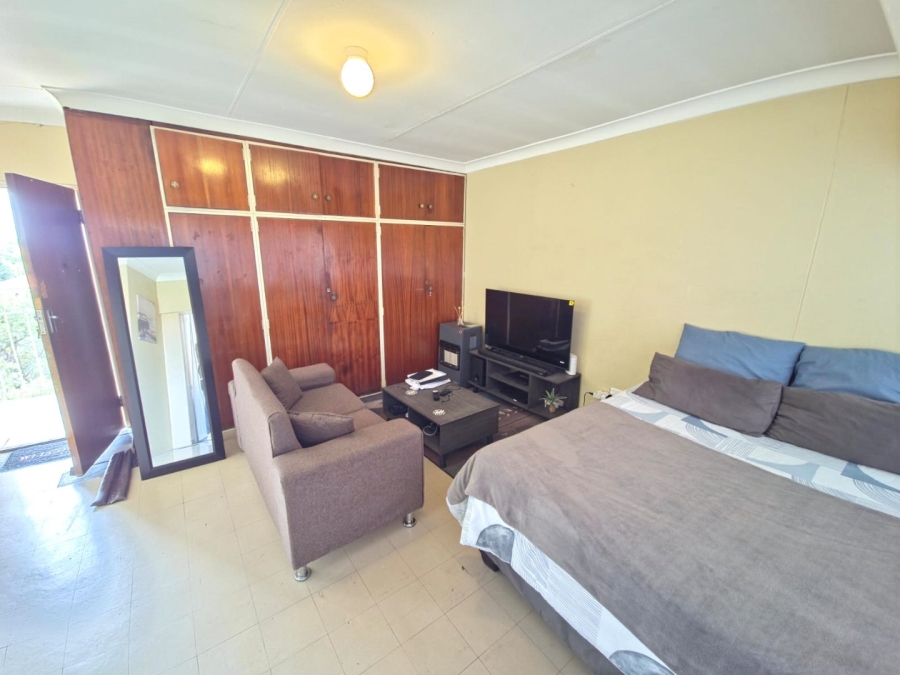 1 Bedroom Property for Sale in Bloemfontein Free State